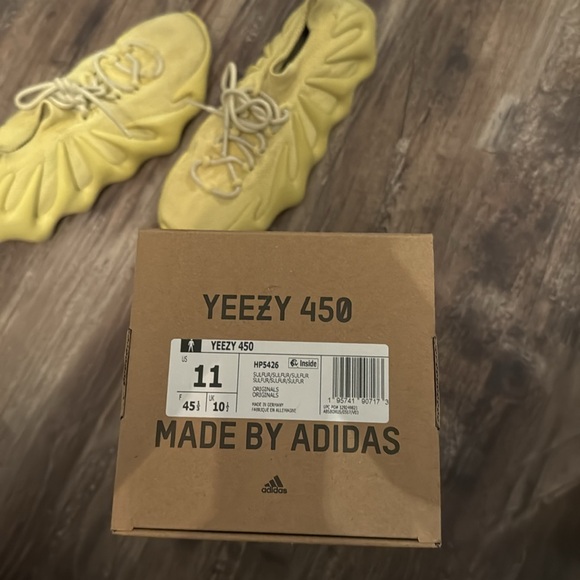 Yeezy 450 (Sulfur) - Picture 3 of 3